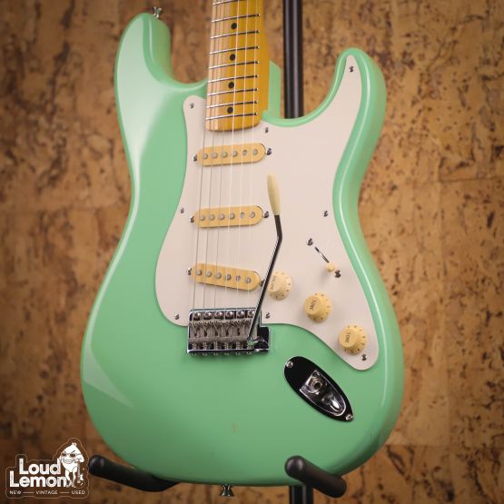 Fender ST-57 Stratocaster Surf Green 2010 Japan электрогитара