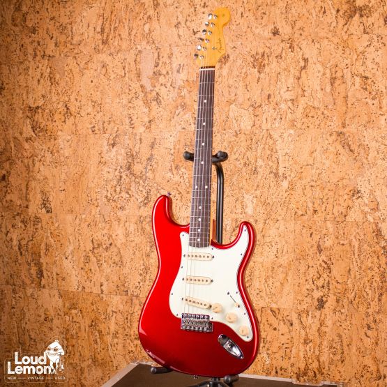 Fender ST-62 Stratocaster Candy Apple Red 1999 Japan электрогитара