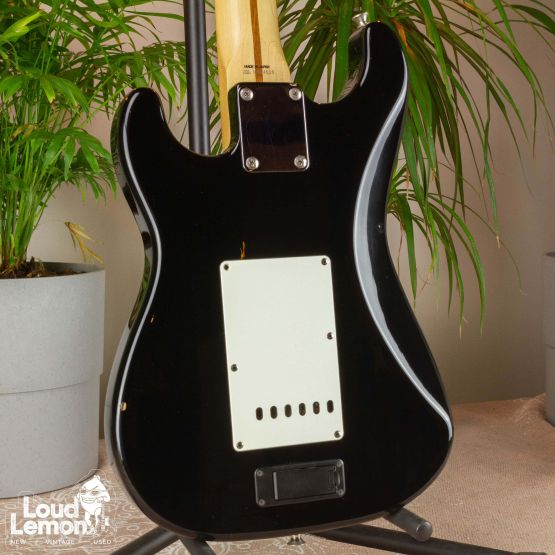 Fender ST-Champ 10 Stratocaster Black 1993 Japan электрогитара