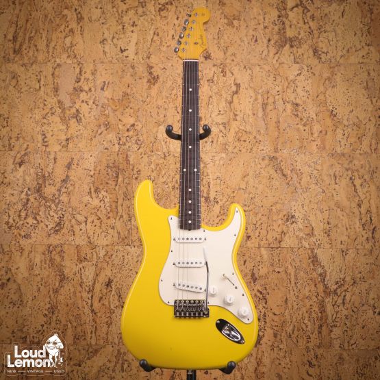 Fender ST62 Stratocaster Rebel Yellow 1997 Japan электрогитара