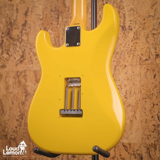 Fender ST62 Stratocaster Rebel Yellow 1997 Japan электрогитара