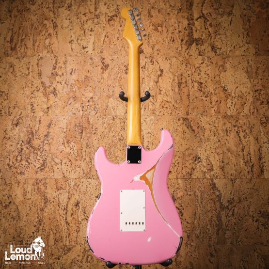 Fender ST62 Stratocaster Relic Shell Pink 1993 Japan w/ AVRI '62 pickups электрогитара