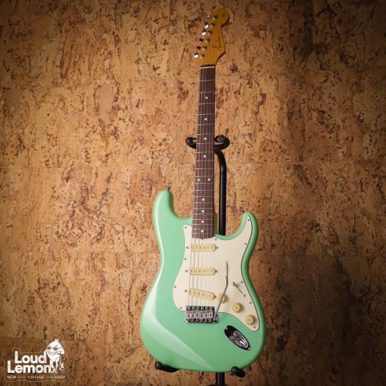 Fender ST62 Stratocaster Surf Green 2010 Japan электрогитара