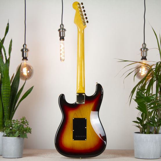 Fender ST62G-80TX Stratocaster Sunburst 2006 Japan электрогитара