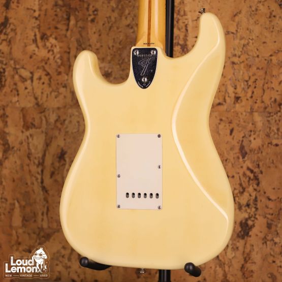 Fender ST72-55 Stratocaster Olympic White 1985 Japan электрогитара