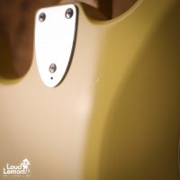 Fender ST72-80SC Stratocaster Yellow White 1992 Japan электрогитара