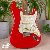 Fender Squier Series Standard Stratocaster Torino Red 1995 Mexico