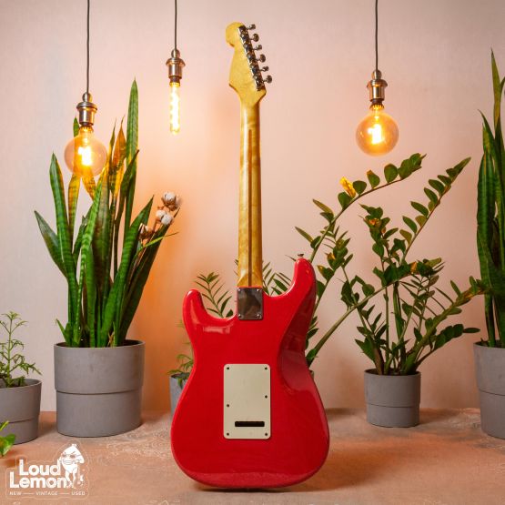 Fender Squier Series Standard Stratocaster Torino Red 1997 Mexico электрогитара