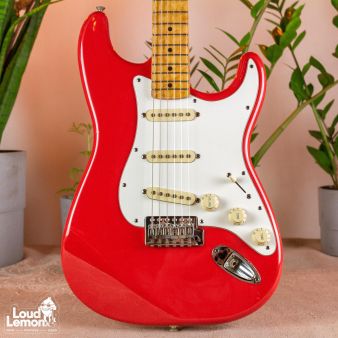 Fender Squier Series Standard Stratocaster Torino Red 1997 Mexico электрогитара