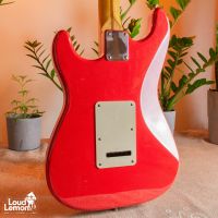 Fender Squier Series Standard Stratocaster Torino Red 1997 Mexico электрогитара