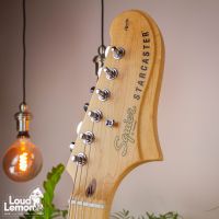 Squier Affinity Series Starcaster Candy Apple Red электрогитара