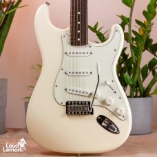 Fender Standard Stratocaster Arctic White 2014 Mexico электрогитара