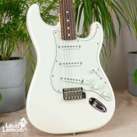 Fender Standard Stratocaster Arctic White 2015 Mexico электрогитара