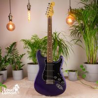 ‌Fender Standard Stratocaster Royal Purple 2003 Mexico электрогитара