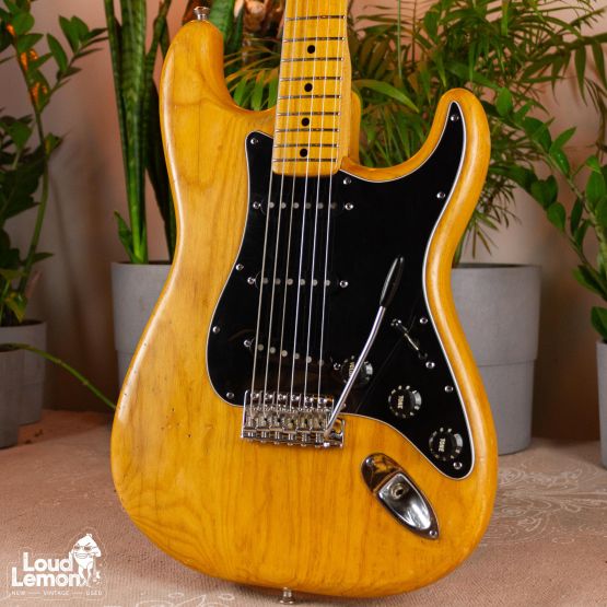 Fender Stratocaster Natural 1976 USA электрогитара