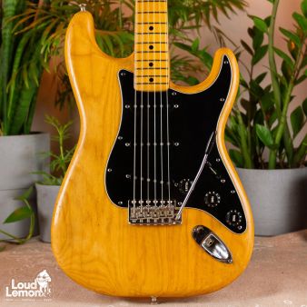 Fender Stratocaster Natural 1976 USA электрогитара