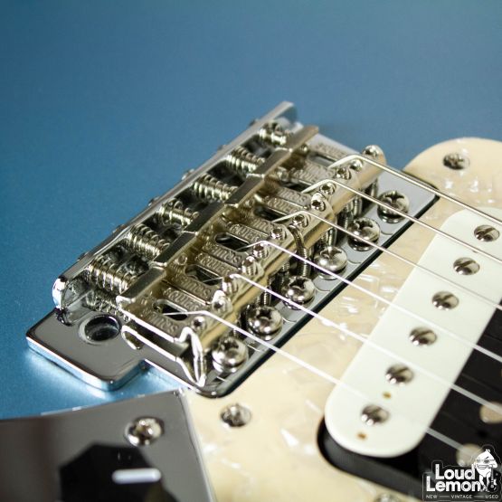 Squier Paranormal Series Super-Sonic Ice Blue Metallic электрогитара