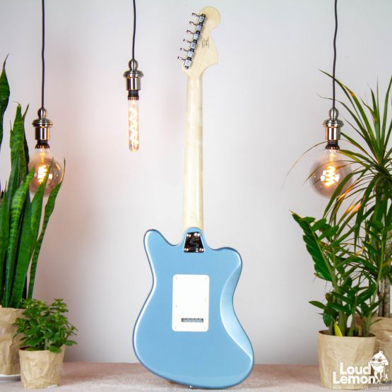 Squier Paranormal Series Super-Sonic Ice Blue Metallic электрогитара