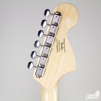 Squier Paranormal Series Super-Sonic Ice Blue Metallic электрогитара