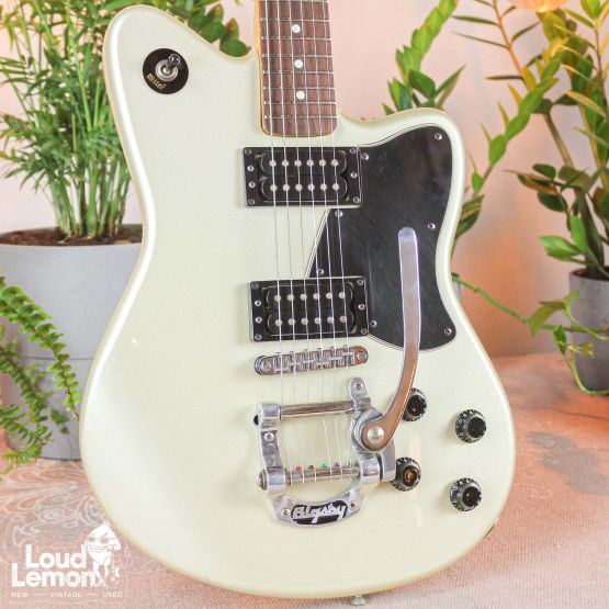 Fender Toronado HH Deluxe series Blizzard Pearl 2004 Mexico электрогитара