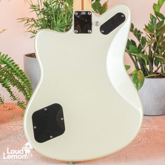 Fender Toronado HH Deluxe series Blizzard Pearl 2004 Mexico электрогитара