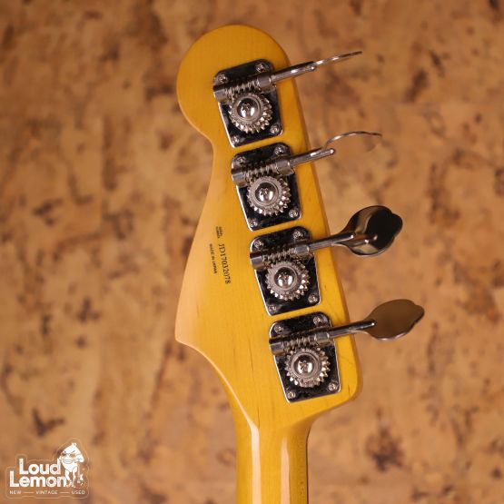 Fender Traditional '60s Jazz Bass Olympic White 2017 Japan бас-гитара