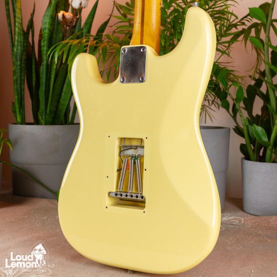 Fender Yngwie Malmsteen Stratocaster Vintage White 1995 USA электрогитара