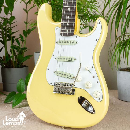 Fender Yngwie Malmsteen Stratocaster Vintage White 2007 USA электрогитара
