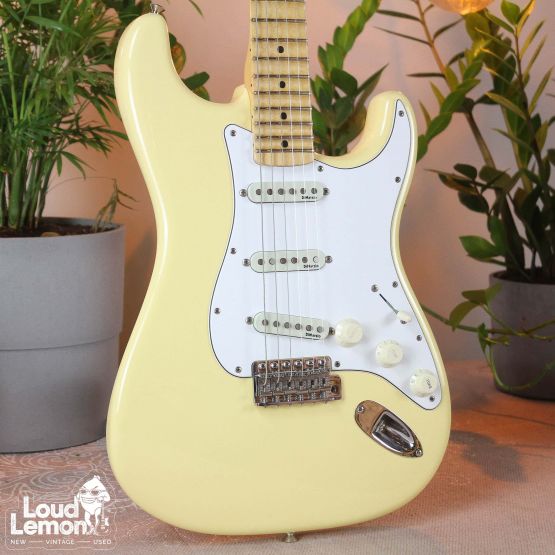 Fender Yngwie Malmsteen Stratocaster Vintage White 2007 USA электрогитара