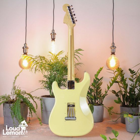 Fender Yngwie Malmsteen Stratocaster Vintage White 2007 USA электрогитара