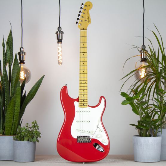 Fender American Vintage Hot Rod 50's Stratocaster Fiesta Red 2013 USA электрогитара