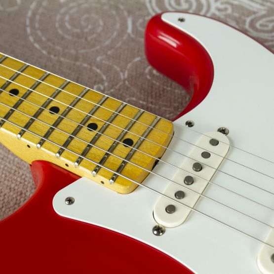 Fender American Vintage Hot Rod 50's Stratocaster Fiesta Red 2013 USA электрогитара