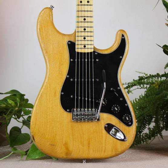Fender Stratocaster Natural 1979 USA электрогитара