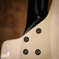 Fernandes Tomahawk Headless Bass Pearl White 1980's Japan бас-гитара
