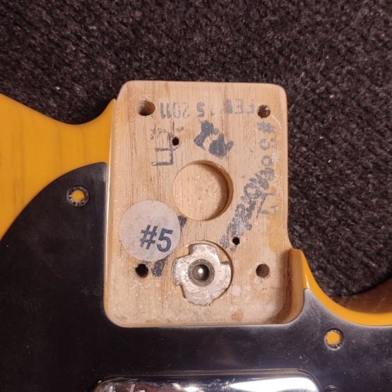 Fender American Deluxe Tele Ash 60th Anniversary Butterscotch Blonde 2011 USA электрогитара