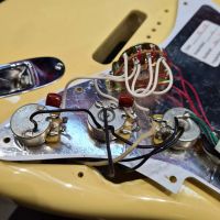Fender Yngwie Malmsteen Stratocaster Vintage White 2007 USA электрогитара