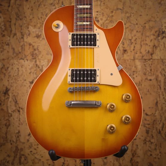 Gibson Les Paul Classic Light Burst 2001 USA электрогитара