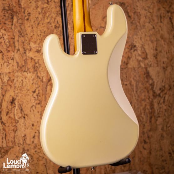 History ZP-CFS Precision Bass Vintage White 2004 Japan бас-гитара