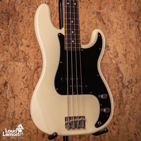 History ZP-CFS Precision Bass Vintage White 2004 Japan бас-гитара