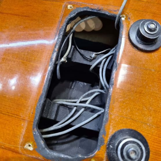 Ovation Tornado Sunburst 1968 USA электрогитара