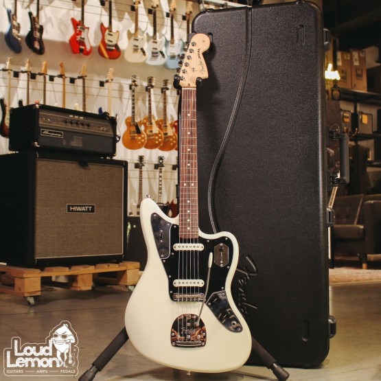 Fender American Professional Jaguar Olympic White 2017 USA электрогитара