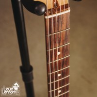 Fender American Professional Jaguar Olympic White 2017 USA электрогитара
