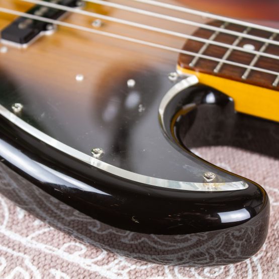 Fender Jazz Bass JB62 Sunburst 1999 Japan бас-гитара