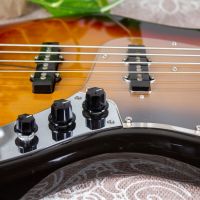 Fender Jazz Bass JB62 Sunburst 1999 Japan бас-гитара
