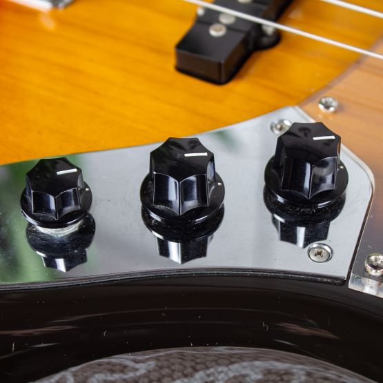 Fender Jazz Bass JB62 Sunburst 1999 Japan бас-гитара