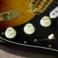 Fender ST62G-80TX Stratocaster Sunburst 2006 Japan электрогитара