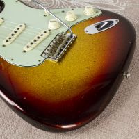 Fender Custom Shop Limited 1963 Journeyman Stratocaster Sparkle Sunburst 2017 NAMM USA электрогитара