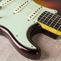 Fender Custom Shop Limited 1963 Journeyman Stratocaster Sparkle Sunburst 2017 NAMM USA электрогитара