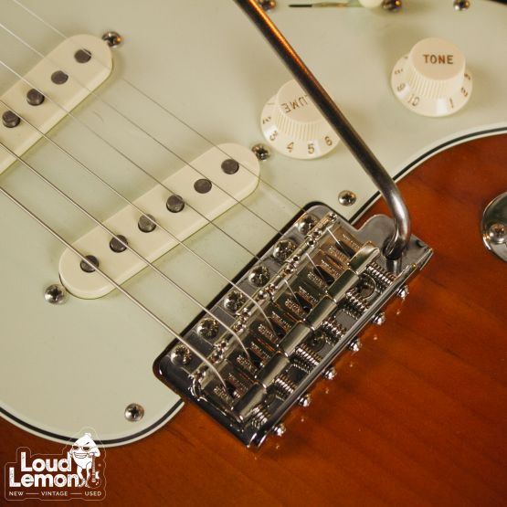 Fender American Original 60's Stratocaster Sunburst 2017 USA электрогитара