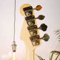 Fender Precision Bass Special Lake Placid Blue 1980 USA бас-гитара